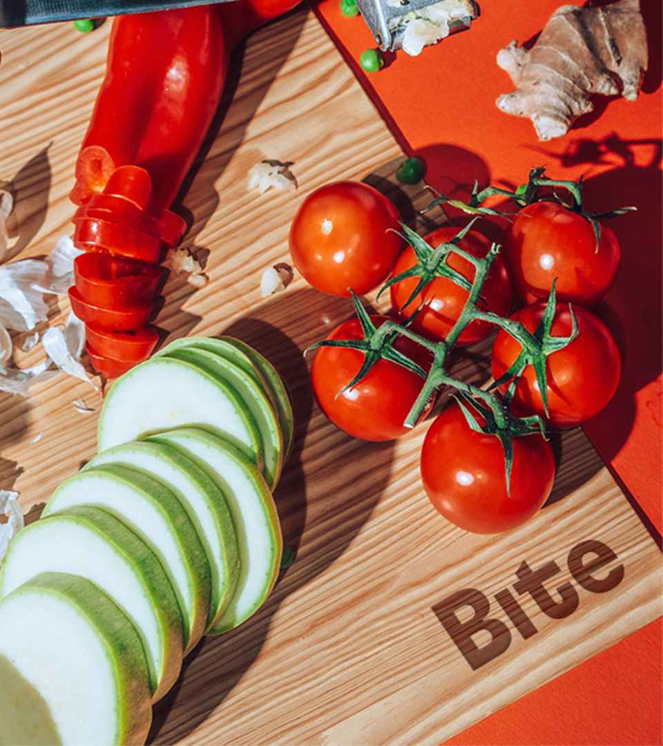 Bite_Mockup_CuttingBoard_KA_v01-41952